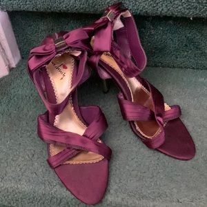 Luichiny Royal Purple Satin & Leather Heels with Bow! 👠👑